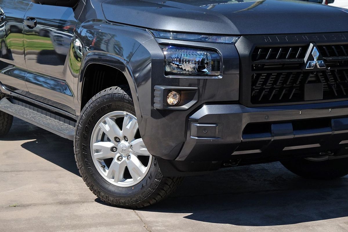 2025 Mitsubishi Triton GLX+ MV 4X4