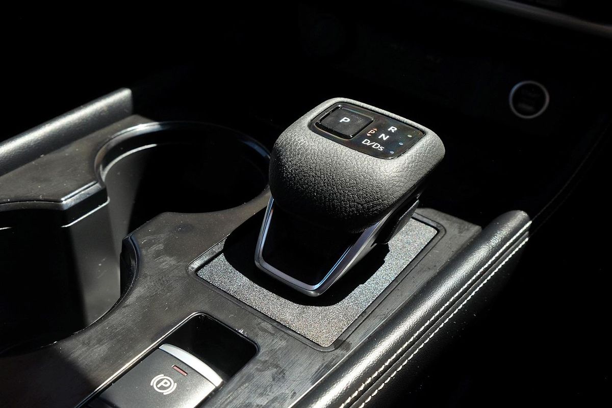 2024 Nissan X-TRAIL ST-L T33