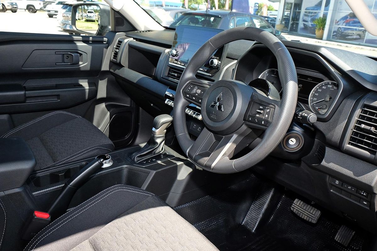 2025 Mitsubishi Triton GLX+ MV 4X4