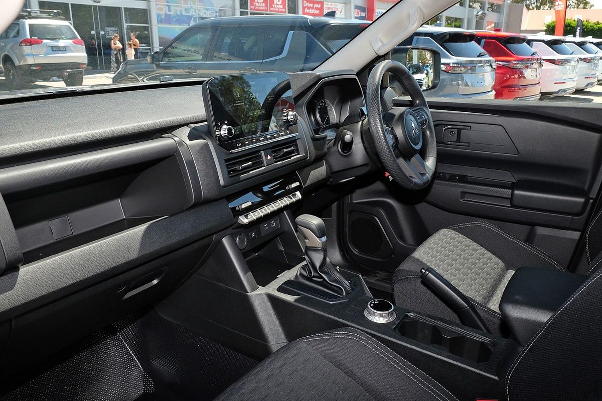 2025 Mitsubishi Triton GLX+ MV 4X4