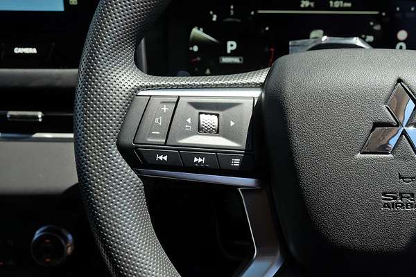 2025 Mitsubishi Outlander ES ZM