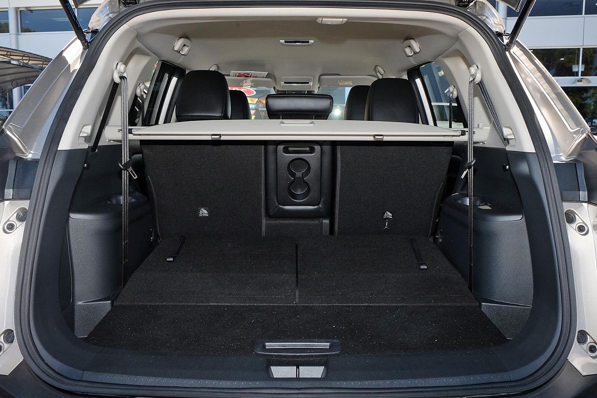 2024 Nissan X-TRAIL ST-L T33