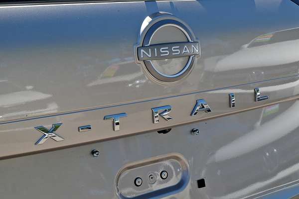 2024 Nissan X-TRAIL ST-L T33