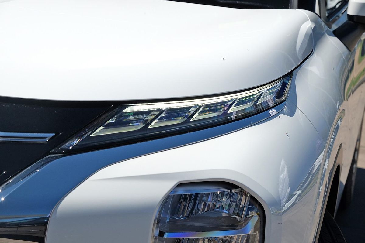 2025 Mitsubishi Outlander ES ZM