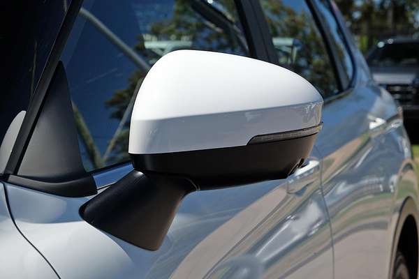 2025 Mitsubishi Outlander ES ZM