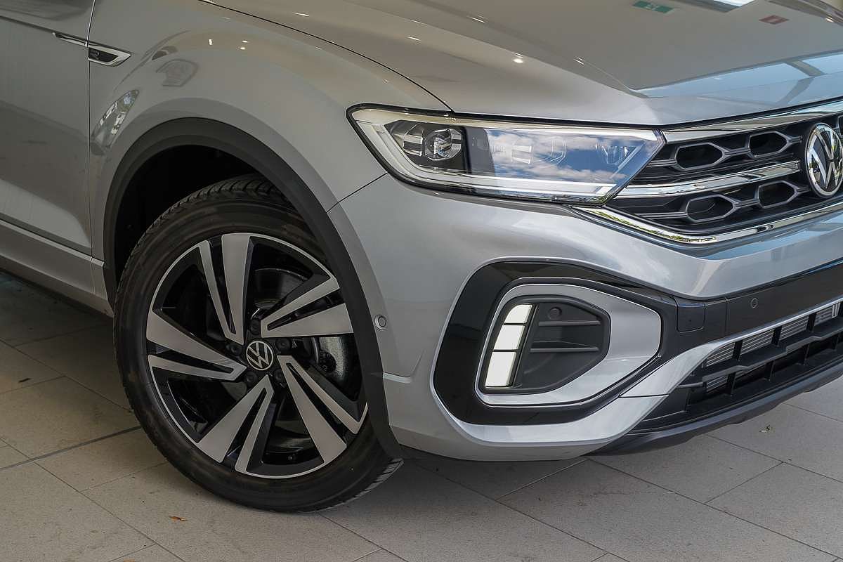 2025 Volkswagen T-Roc 140TSI R-Line D11