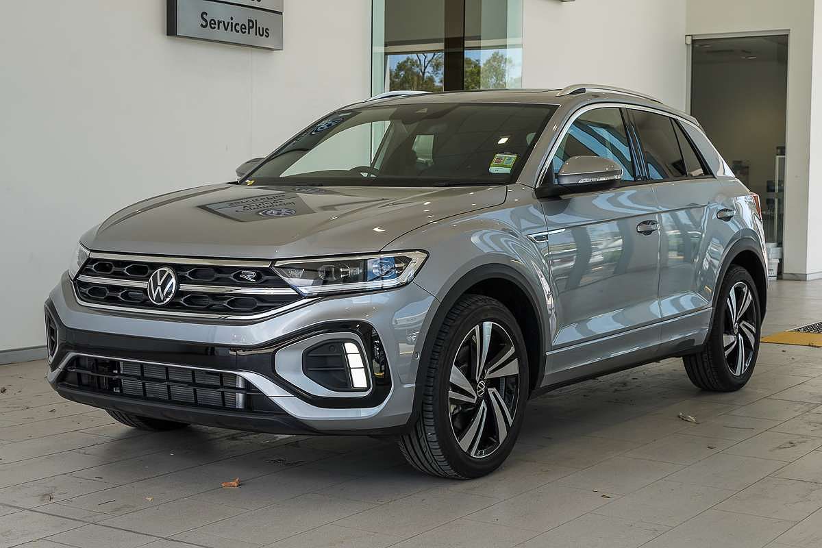 2025 Volkswagen T-Roc 140TSI R-Line D11