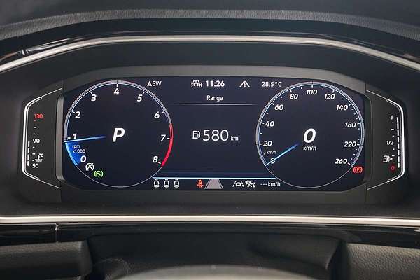 2025 Volkswagen T-Roc 140TSI R-Line D11