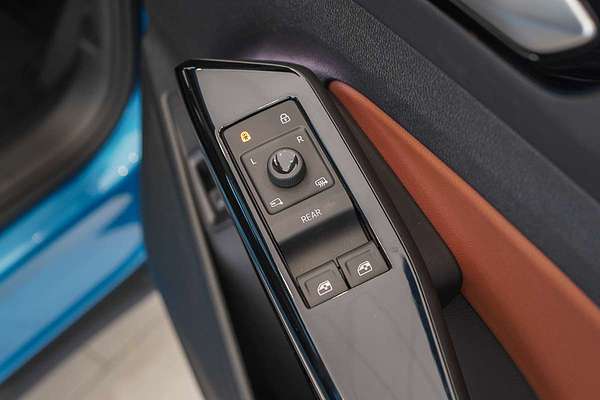 2025 Volkswagen ID.5 Pro E2