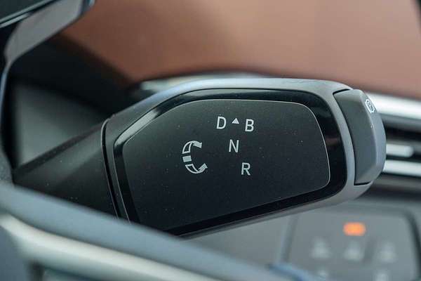 2025 Volkswagen ID.5 Pro E2