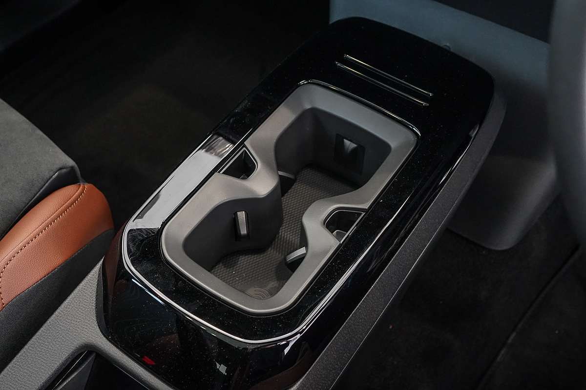 2025 Volkswagen ID.5 Pro E2