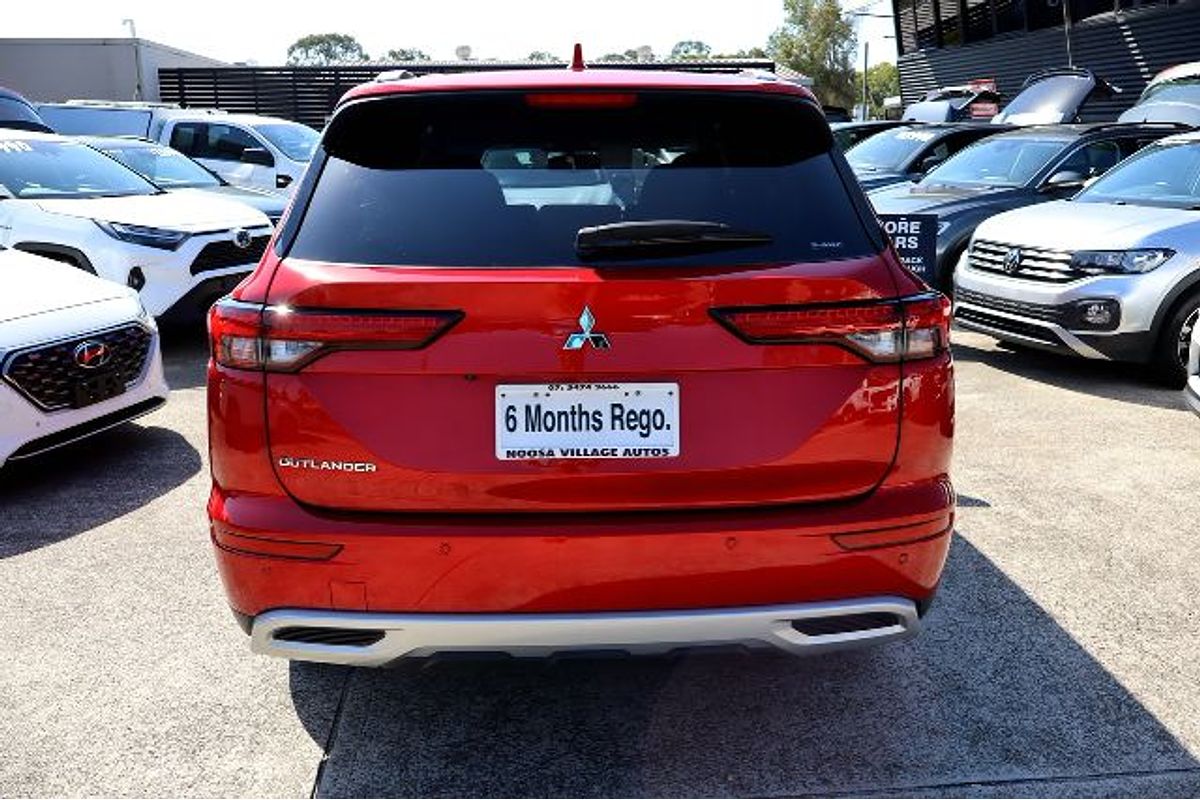 2023 Mitsubishi Outlander LS ZM