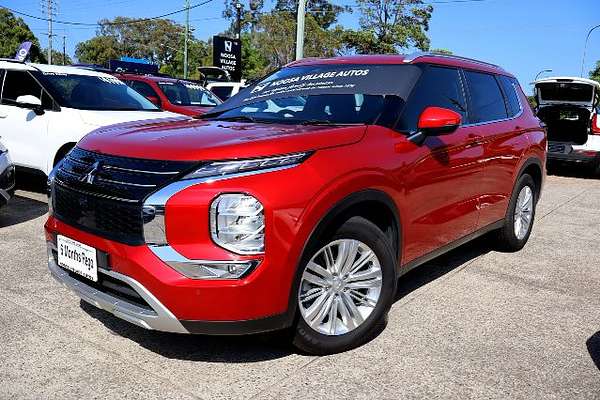 2023 Mitsubishi Outlander LS ZM