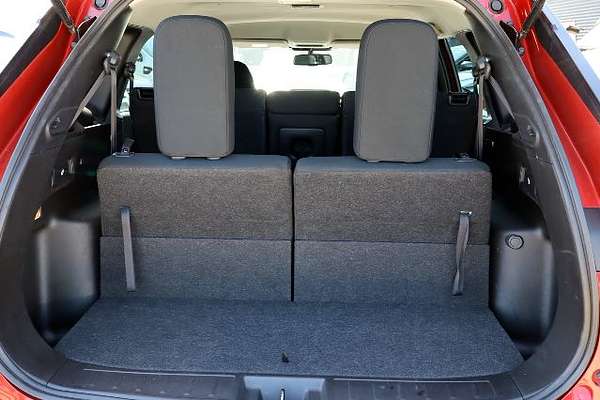 2023 Mitsubishi Outlander LS ZM