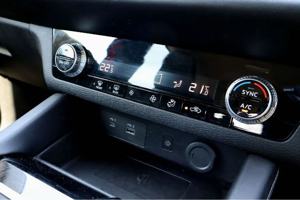 2023 Mitsubishi Outlander LS ZM
