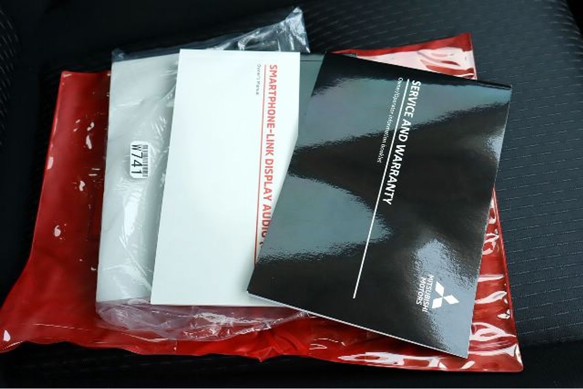 2023 Mitsubishi Outlander LS ZM