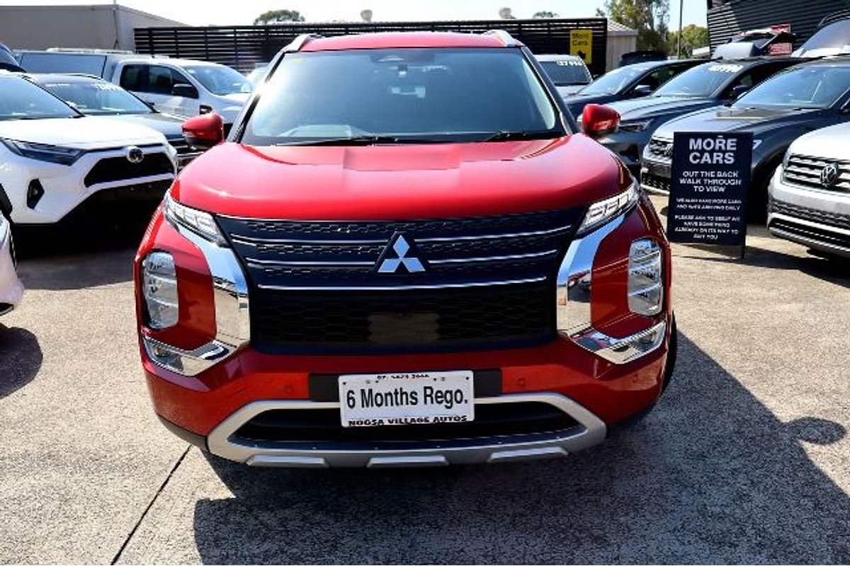 2023 Mitsubishi Outlander LS ZM