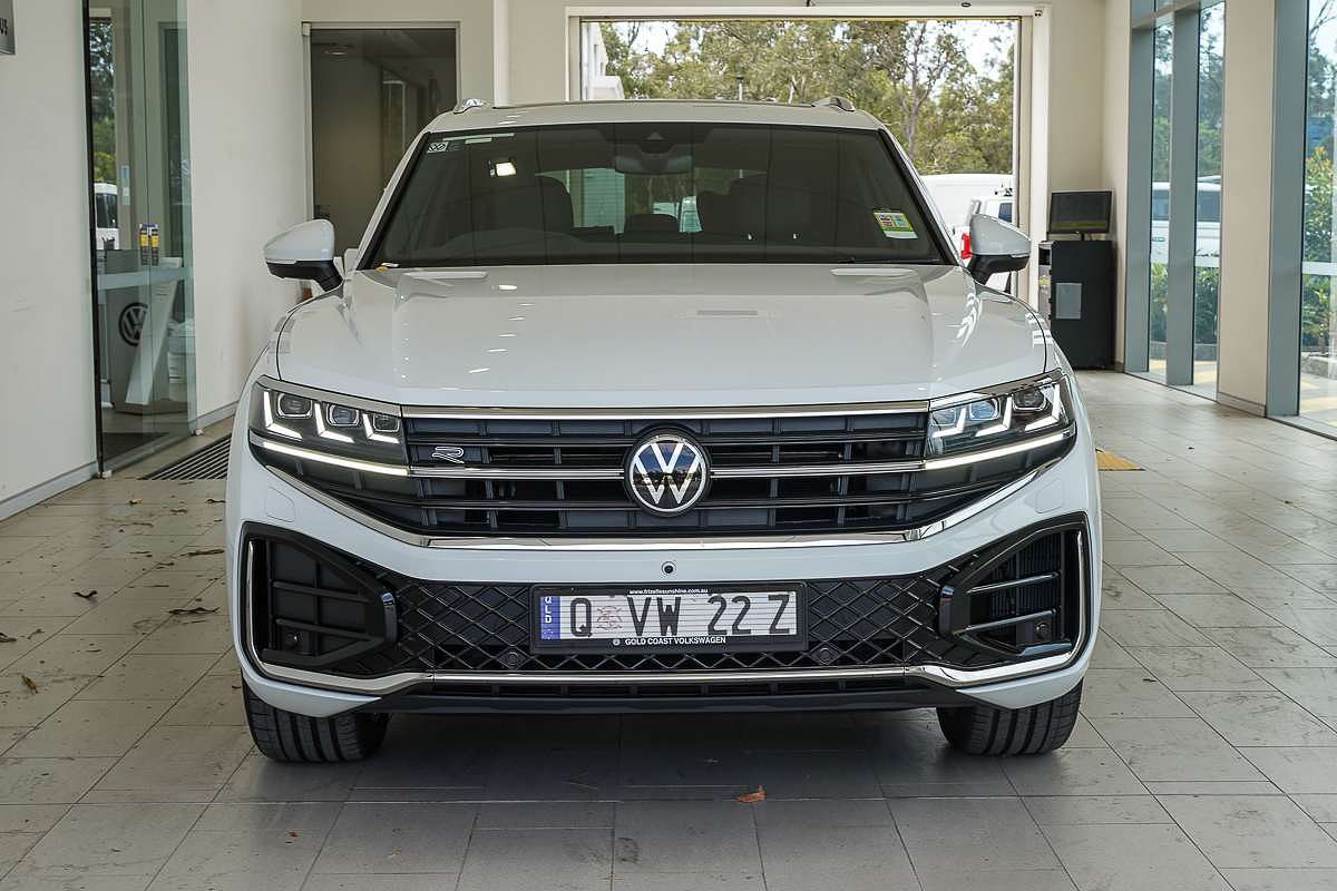 2025 Volkswagen Touareg 210TDI R-Line RC