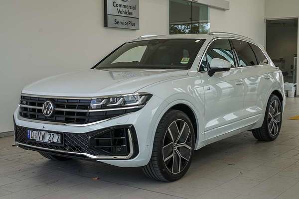 2025 Volkswagen Touareg 210TDI R-Line RC