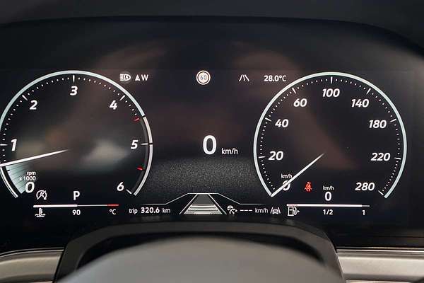 2025 Volkswagen Touareg 210TDI R-Line RC