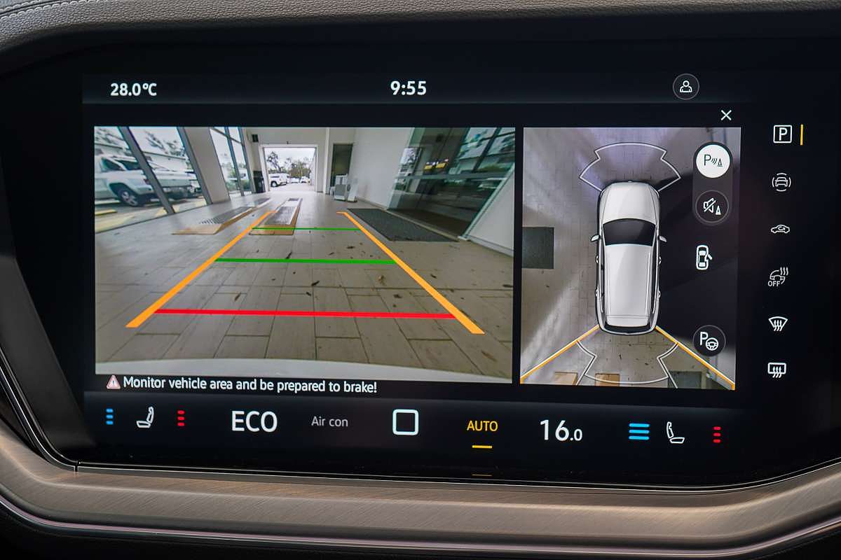 2025 Volkswagen Touareg 210TDI R-Line RC