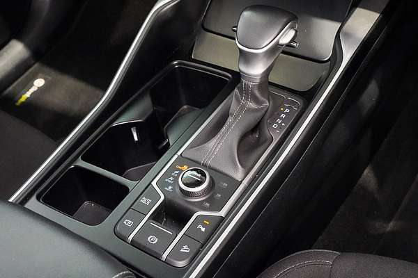 2022 Kia Sorento S MQ4