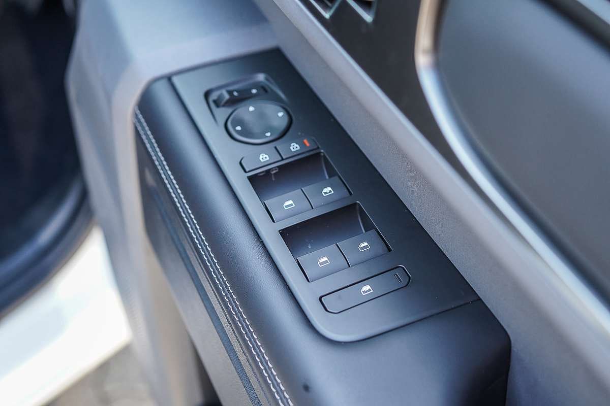 2025 Kia Tasman S TK 4X4