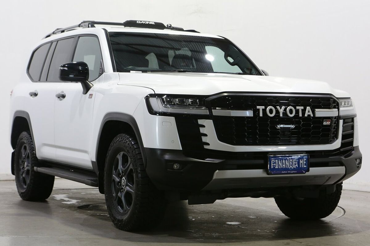 2024 Toyota Landcruiser GR Sport FJA300R
