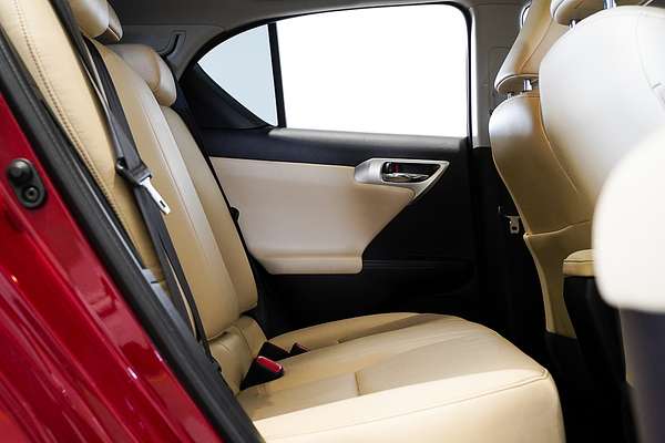 2012 Lexus CT CT200h Luxury ZWA10R