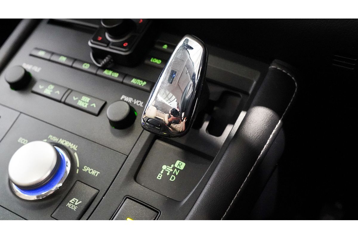 2012 Lexus CT CT200h Luxury ZWA10R