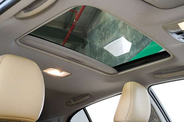 2012 Lexus CT CT200h Luxury ZWA10R