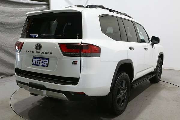 2024 Toyota Landcruiser GR Sport FJA300R