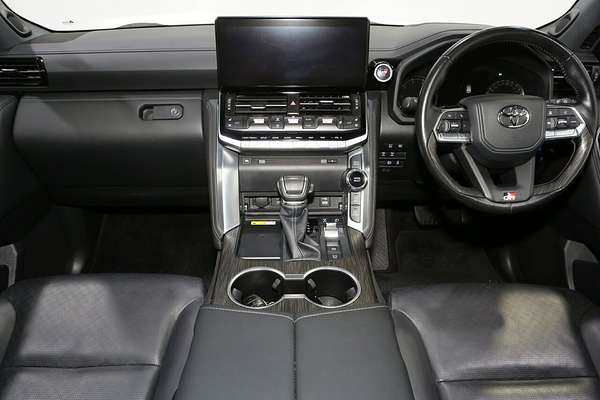 2024 Toyota Landcruiser GR Sport FJA300R