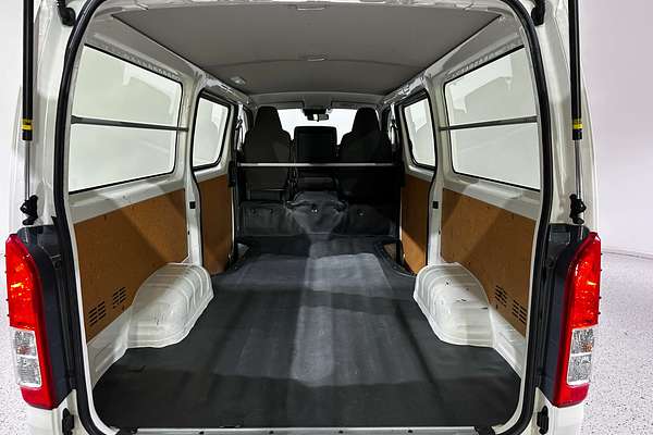2022 Toyota Hiace DX TRH200V