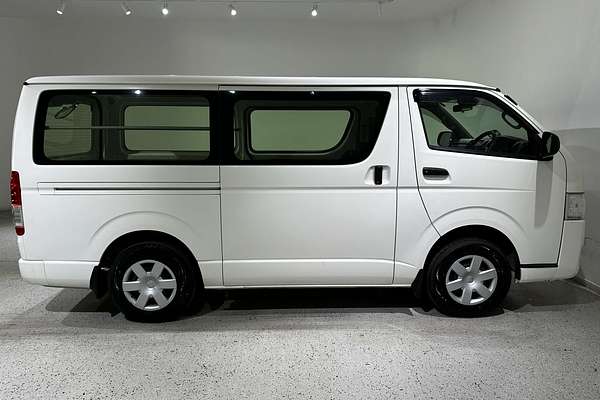 2022 Toyota Hiace DX TRH200V