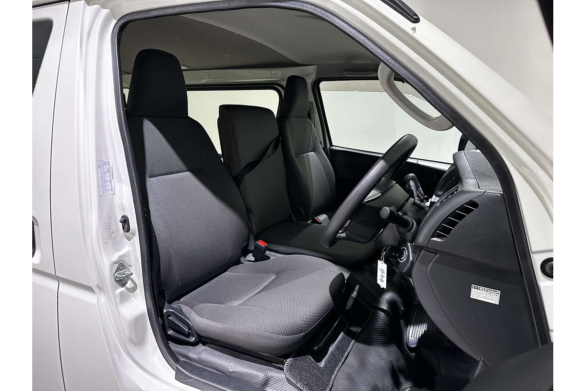 2022 Toyota Hiace DX TRH200V