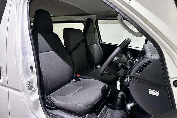 2022 Toyota Hiace DX TRH200V