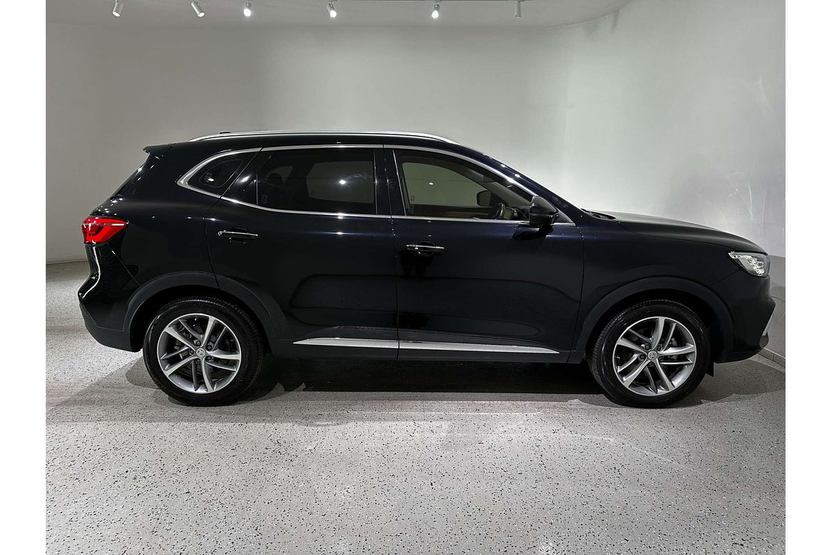 2022 MG HS Essence SAS23