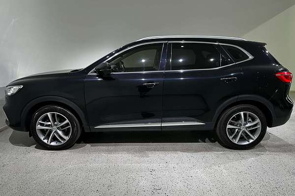 2022 MG HS Essence SAS23
