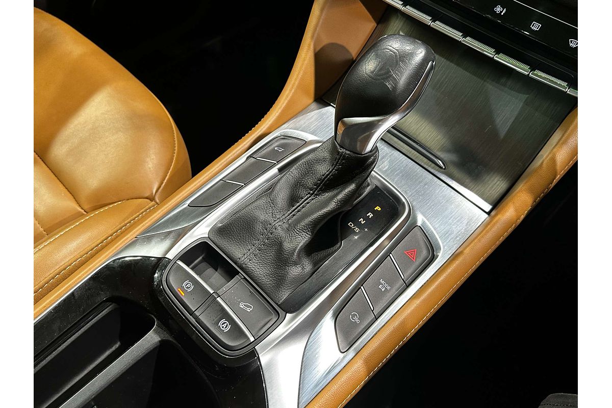 2022 MG HS Essence SAS23