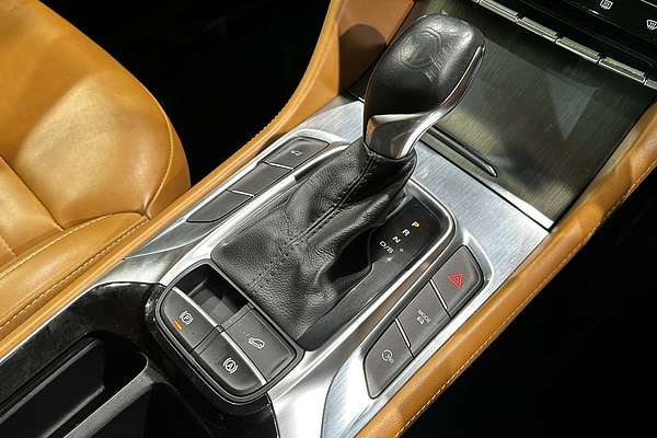 2022 MG HS Essence SAS23