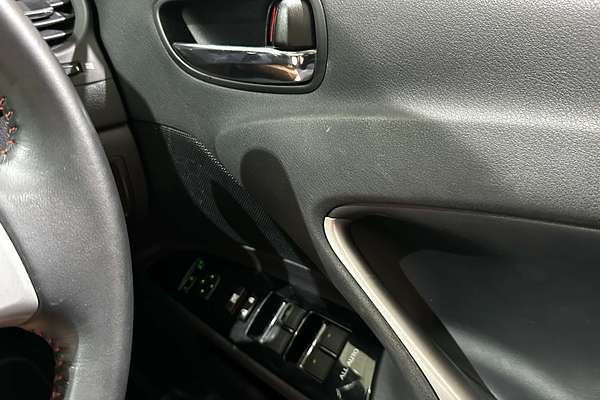 2013 Lexus IS IS250 X GSE20R