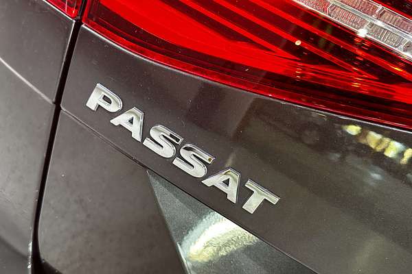 2019 Volkswagen Passat 206TSI R-Line B8