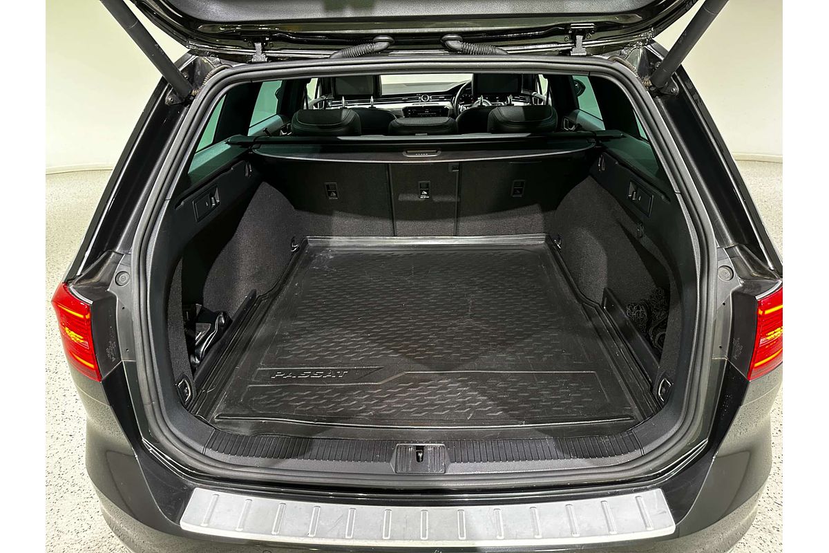 2019 Volkswagen Passat 206TSI R-Line B8