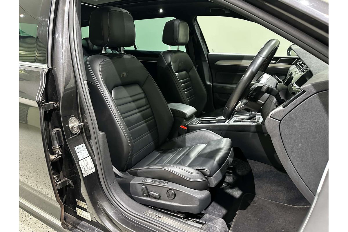 2019 Volkswagen Passat 206TSI R-Line B8