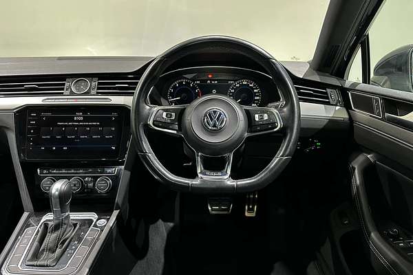 2019 Volkswagen Passat 206TSI R-Line B8