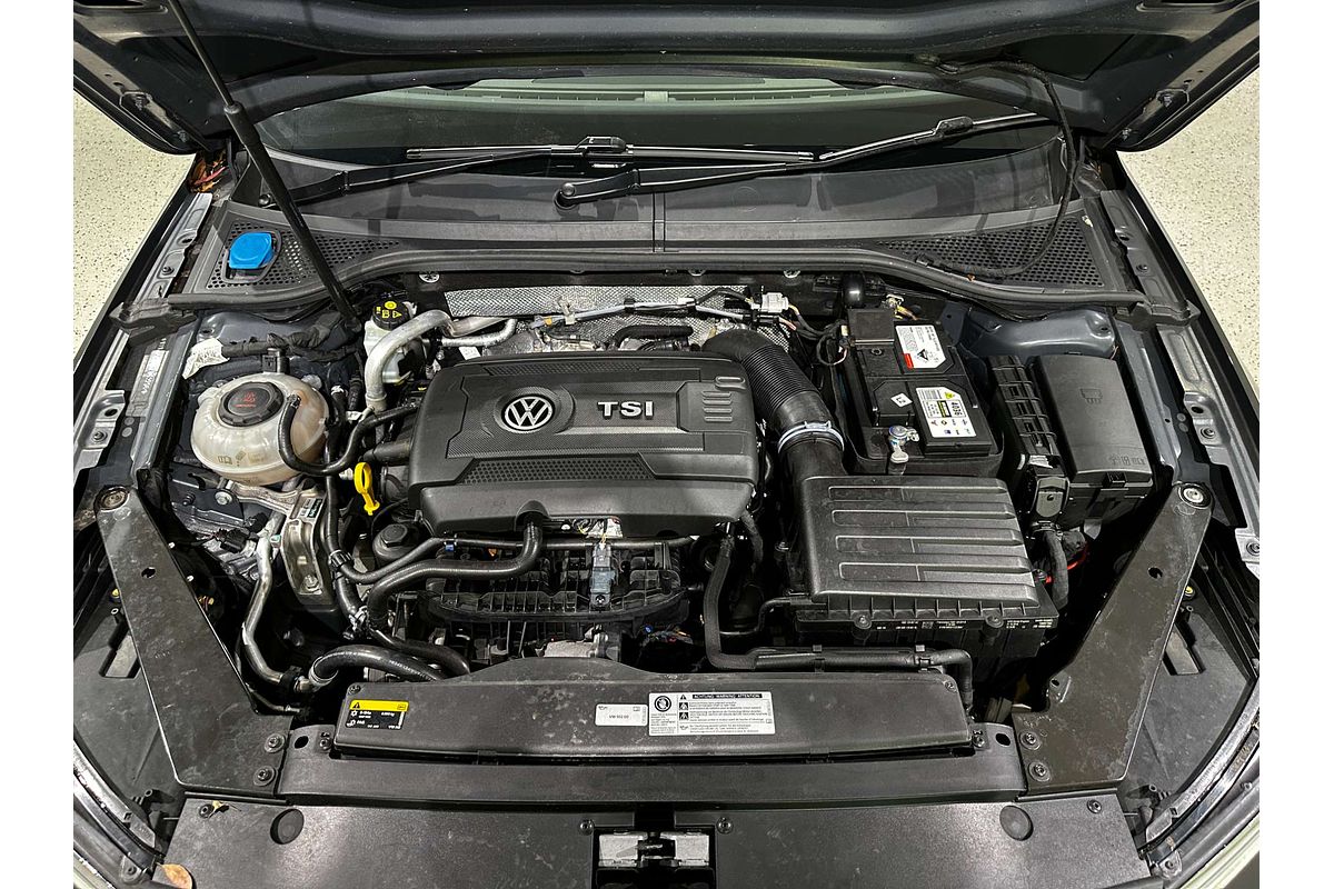 2019 Volkswagen Passat 206TSI R-Line B8