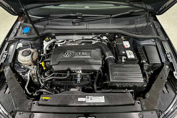 2019 Volkswagen Passat 206TSI R-Line B8