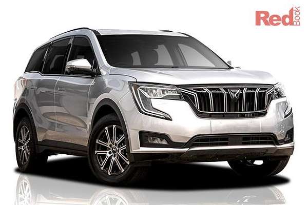 2025 Mahindra XUV700 AX7