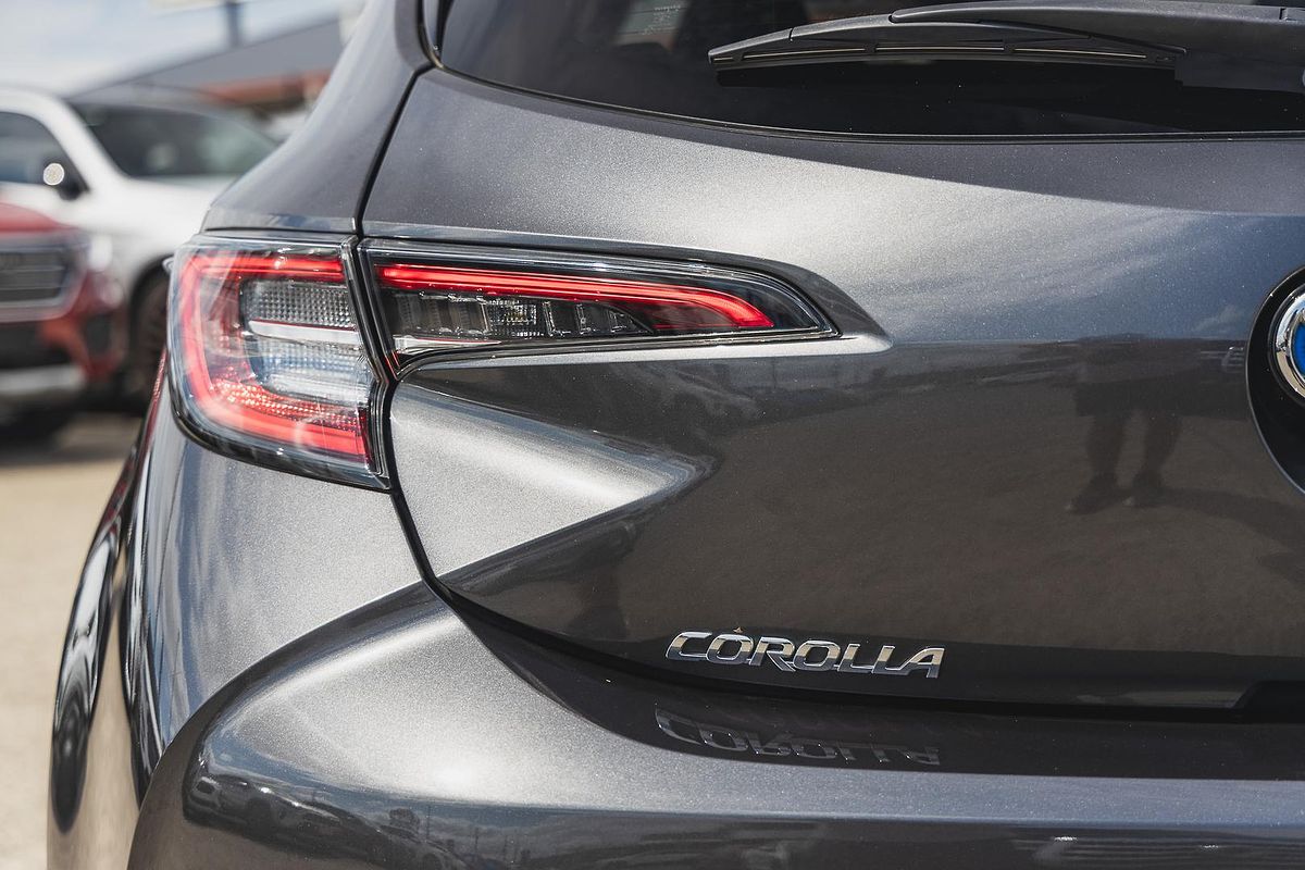 2022 Toyota Corolla Ascent Sport Hybrid ZWE211R